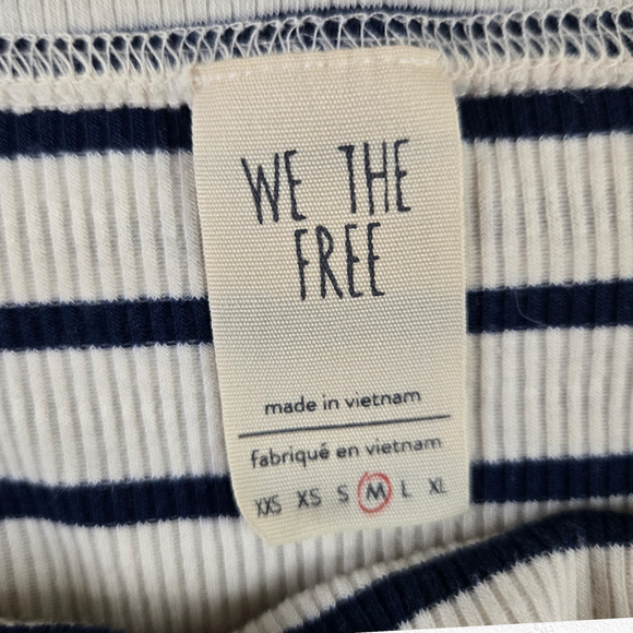 We the Free White Blue Off the Shoulder Striped Melbourne Preppy Top Size Medium - Picture 7 of 9